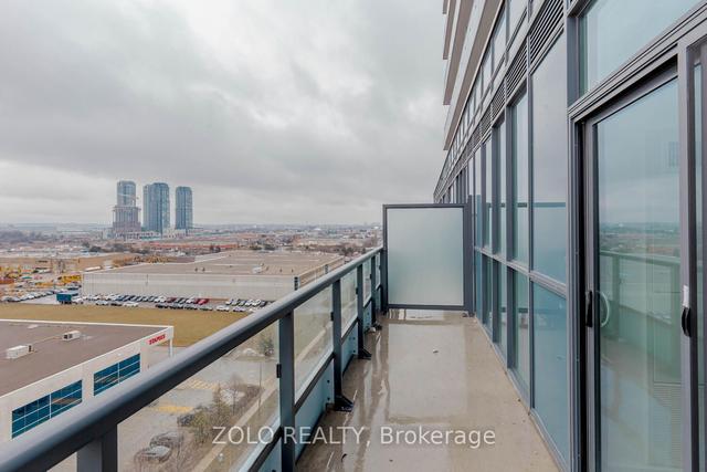 1120 - 38 Honeycrisp Cres N, Condo with 2 bedrooms, 2 bathrooms and 1 parking in Vaughan ON | Image 24