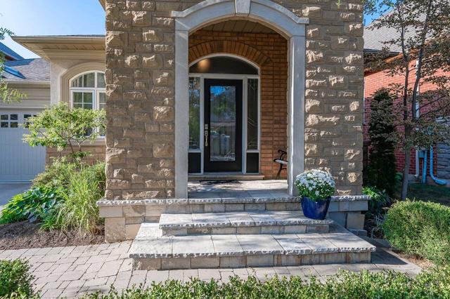 3285 Timeless Dr E, House detached with 3 bedrooms, 2 bathrooms and 6 parking in Oakville ON | Image 23