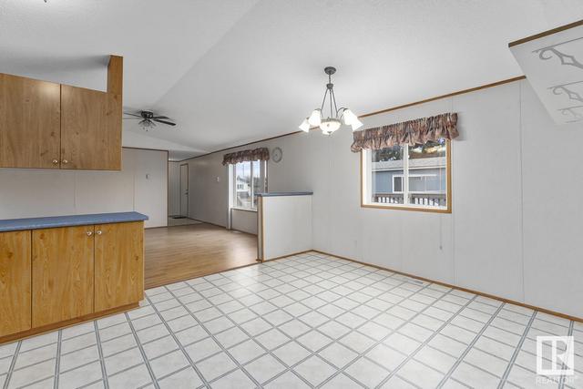 5320 53 St, House other with 3 bedrooms, 2 bathrooms and null parking in Cold Lake AB | Image 23