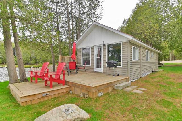 1892 Meyers Cave Rd, House detached with 3 bedrooms, 2 bathrooms and 6 parking in North Frontenac ON | Image 6