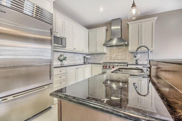 38 Dunrobin Cres, House detached with 4 bedrooms, 4 bathrooms and 4 parking in Vaughan ON | Image 7