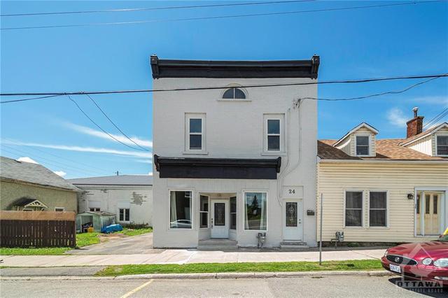 22 Market Street, Home with 0 bedrooms, 0 bathrooms and 3 parking in Smiths Falls ON | Image 1