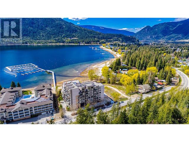 502 - 326 Mara Lake Lane, Condo with 3 bedrooms, 2 bathrooms and 2 parking in Sicamous BC | Image 1