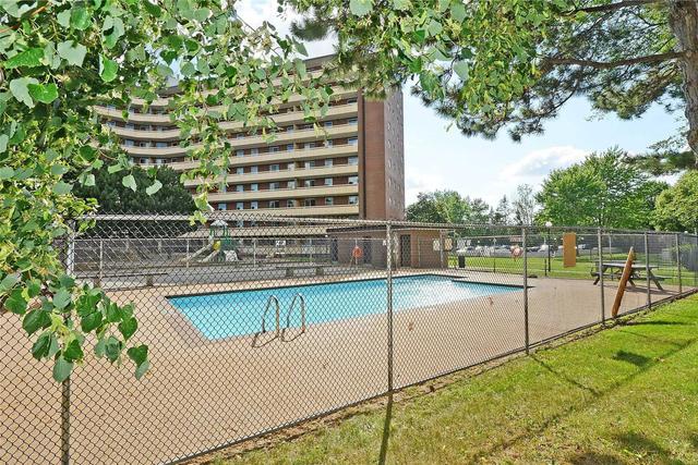 406 - 3577 Derry Rd, Condo with 2 bedrooms, 1 bathrooms and 1 parking in Mississauga ON | Image 19