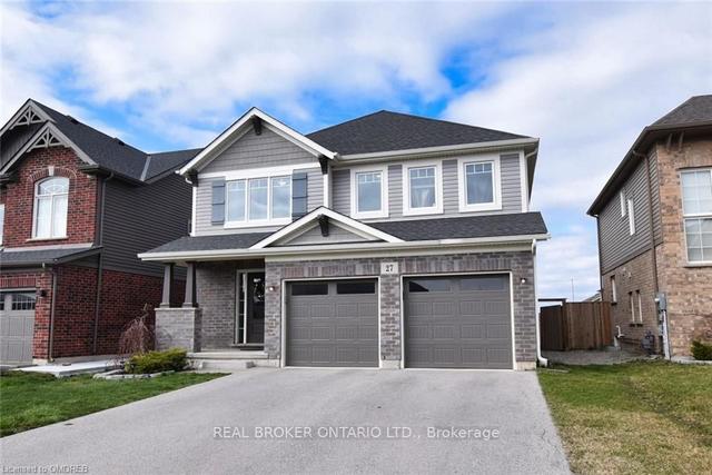 27 Spruce Cres, House detached with 4 bedrooms, 4 bathrooms and 6 parking in Welland ON | Image 1