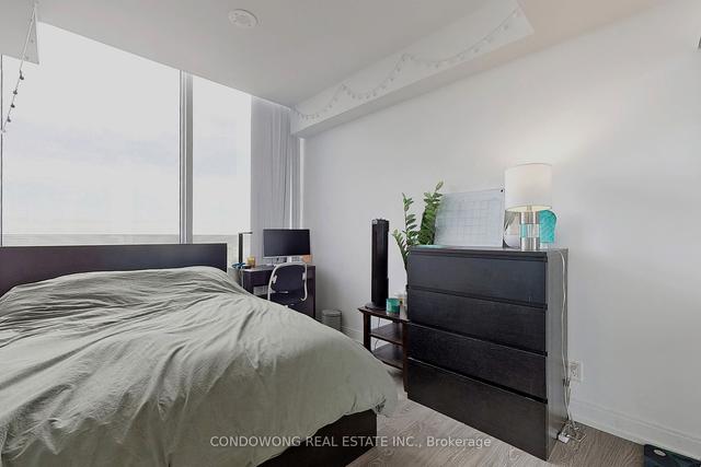ph03 - 181 Dundas St E, Condo with 2 bedrooms, 1 bathrooms and 0 parking in Toronto ON | Image 3