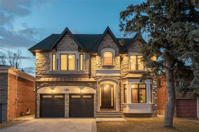 106 Frontenac Ave, House detached with 4 bedrooms, 6 bathrooms and 6 parking in Toronto ON | Image 36