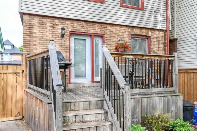 88 Kensington Ave N, House detached with 3 bedrooms, 3 bathrooms and 3 parking in Hamilton ON | Image 22