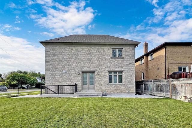 183 Connaught Ave, House detached with 4 bedrooms, 6 bathrooms and 6 parking in Toronto ON | Image 32