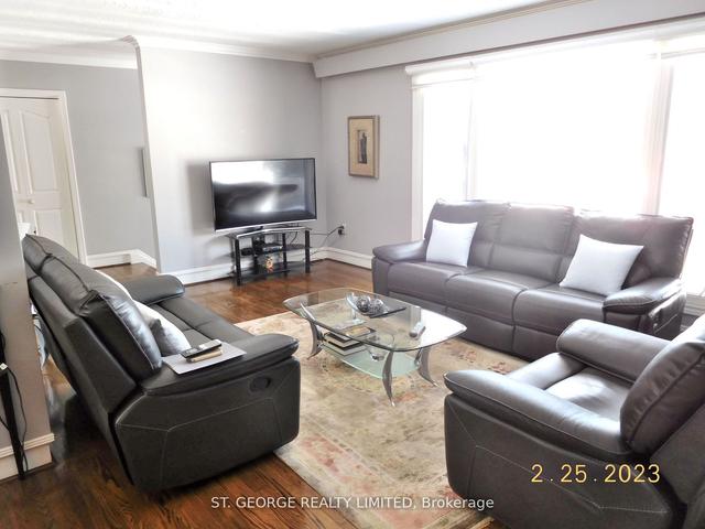 29 Nanwood Dr, House detached with 3 bedrooms, 3 bathrooms and 5 parking in Brampton ON | Image 12