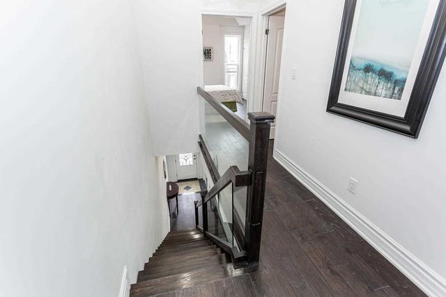 420 Ossington Ave, House detached with 4 bedrooms, 4 bathrooms and 0 parking in Toronto ON | Image 13