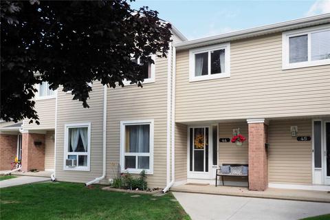44 - 160 Rittenhouse Rd, Townhouse with 3 bedrooms, 2 bathrooms and 1 parking in Kitchener ON | Card Image