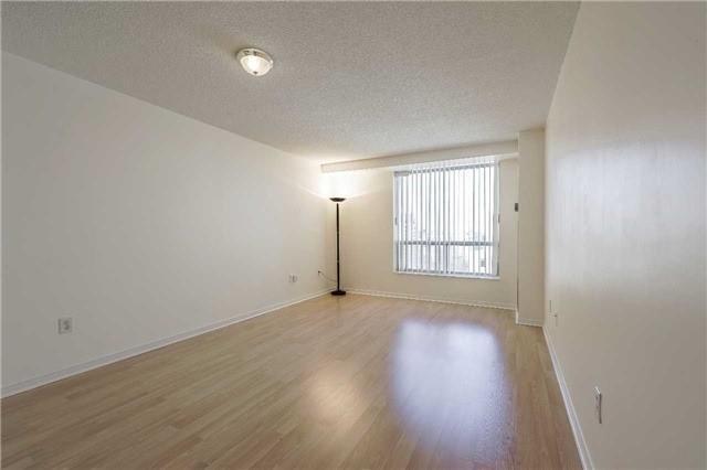 Uph01 - 8 Pemberton Ave, Condo with 1 bedrooms, 1 bathrooms and 1 parking in Toronto ON | Image 4
