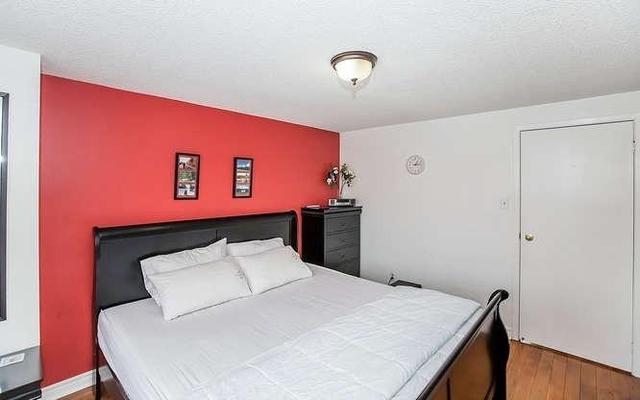 93 Cutters Cres, House attached with 3 bedrooms, 3 bathrooms and 2 parking in Brampton ON | Image 12