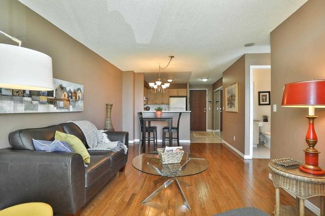 202 - 2585 Erin Centre Blvd, Condo with 2 bedrooms, 2 bathrooms and 1 parking in Mississauga ON | Image 31