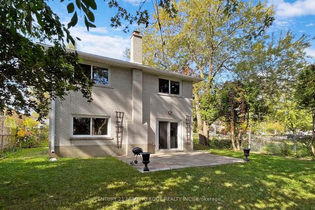 1041 Lillian St, House detached with 3 bedrooms, 3 bathrooms and 6 parking in Toronto ON | Image 12
