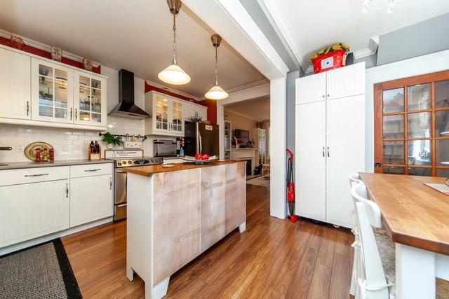 220 Nairn Ave, House semidetached with 3 bedrooms, 2 bathrooms and 2 parking in Toronto ON | Image 2
