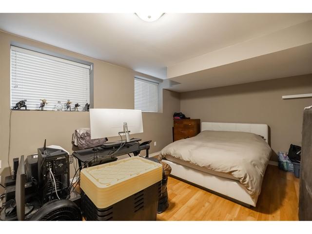 6652 193a Street, House detached with 4 bedrooms, 4 bathrooms and 3 parking in Surrey BC | Image 32