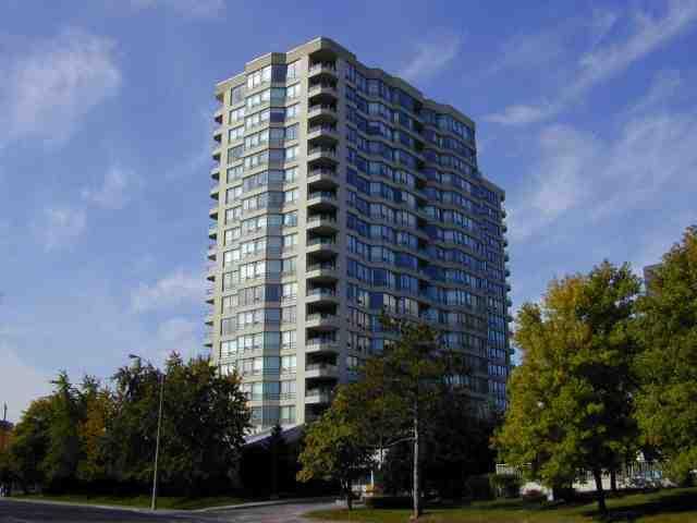 1003 - 75 King St E, Condo with 2 bedrooms, 2 bathrooms and 1 parking in Mississauga ON | Image 1