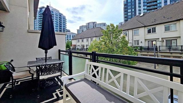 49 Beverley Glen Blvd, Townhouse with 3 bedrooms, 3 bathrooms and 2 parking in Vaughan ON | Image 29