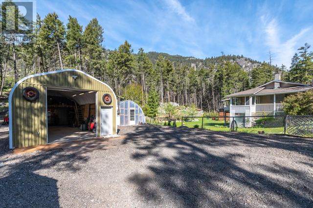 2201 Old Hedley Road, House detached with 2 bedrooms, 2 bathrooms and 7 parking in Princeton BC | Image 39
