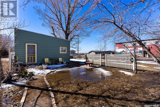 853 Railway Avenue, House detached with 0 bedrooms, 1 bathrooms and null parking in Dilke SK | Image 19