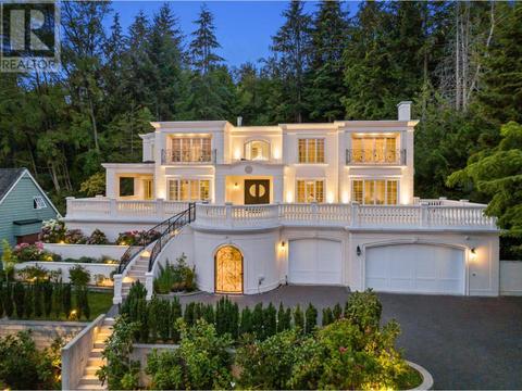 735 St. Andrews Road, House detached with 6 bedrooms, 8 bathrooms and 6 parking in West Vancouver BC | Card Image