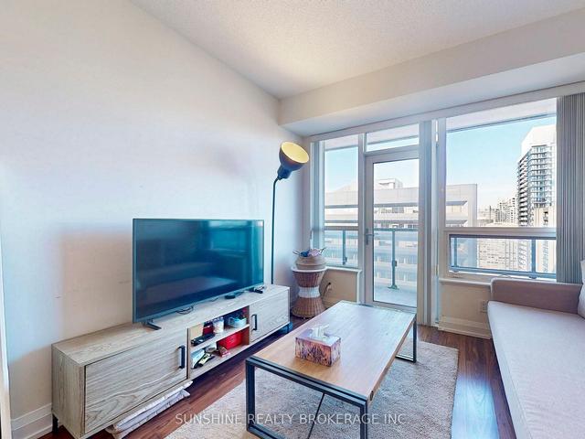 2122 - 5 Sheppard Ave E, Condo with 2 bedrooms, 2 bathrooms and 1 parking in Toronto ON | Image 38