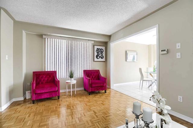 27 Amethyst Circ, House semidetached with 3 bedrooms, 3 bathrooms and 3 parking in Brampton ON | Image 19