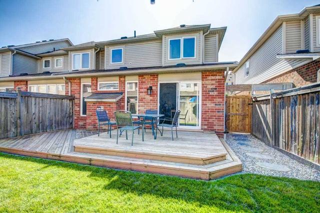 2235 Jillian Lane, House attached with 3 bedrooms, 3 bathrooms and 2 parking in Oakville ON | Image 33
