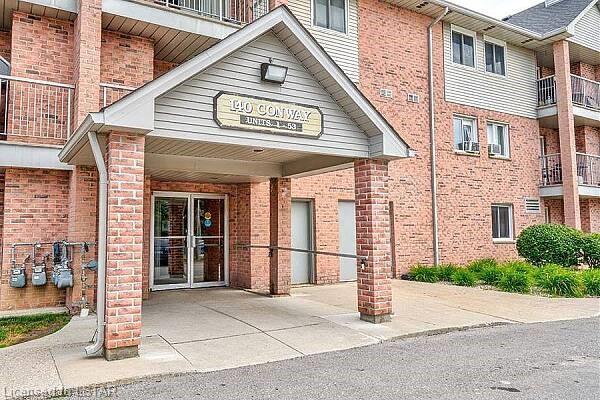 117 - 148 Conway Drive, House attached with 2 bedrooms, 1 bathrooms and 1 parking in London ON | Image 2