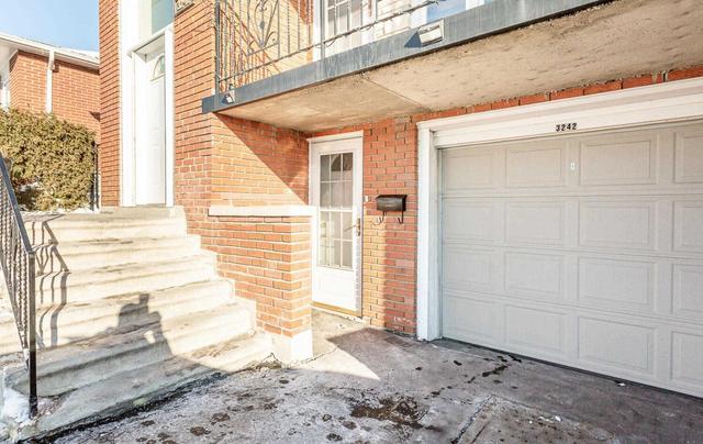 3242 Morning Star Dr, House semidetached with 3 bedrooms, 3 bathrooms and 4 parking in Mississauga ON | Image 36