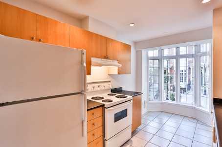 th19 - 11 Niagara St, Townhouse with 1 bedrooms, 2 bathrooms and 2 parking in Toronto ON | Image 2