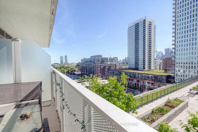 802 - 20 Tubman Ave, Condo with 1 bedrooms, 1 bathrooms and 1 parking in Toronto ON | Image 4