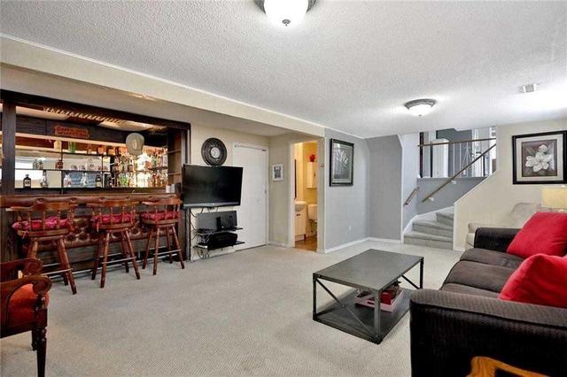 2690 Constable Rd, House detached with 3 bedrooms, 2 bathrooms and 2 parking in Mississauga ON | Image 23