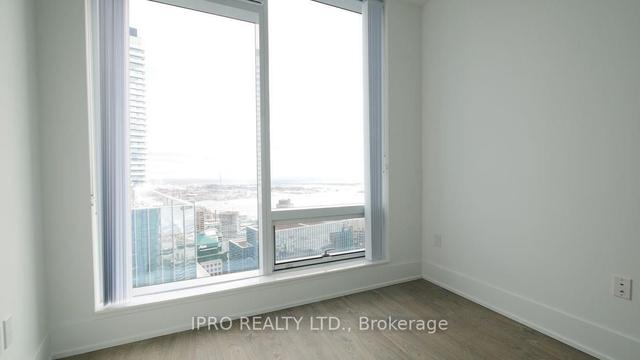 5405 - 10 York St, Condo with 2 bedrooms, 2 bathrooms and 1 parking in Toronto ON | Image 19