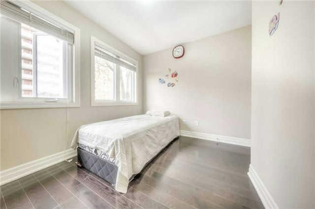 8a Tedder St, House attached with 3 bedrooms, 3 bathrooms and 2 parking in Toronto ON | Image 10