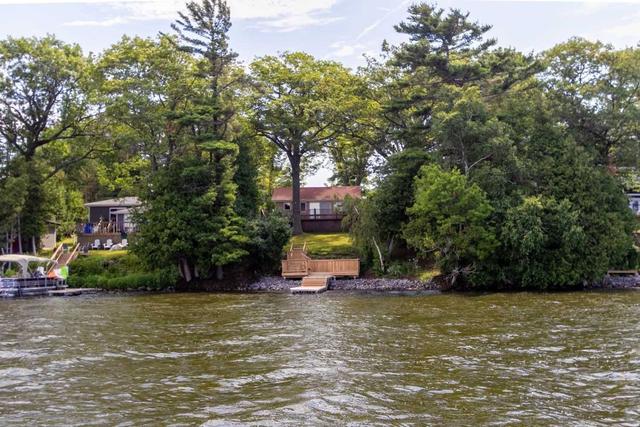 52 Cow Island, House detached with 2 bedrooms, 1 bathrooms and 0 parking in Otonabee South Monaghan ON | Image 23