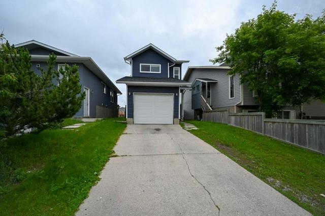51 Martingrove Place Ne, House detached with 4 bedrooms, 2 bathrooms and 3 parking in Calgary AB | Image 17