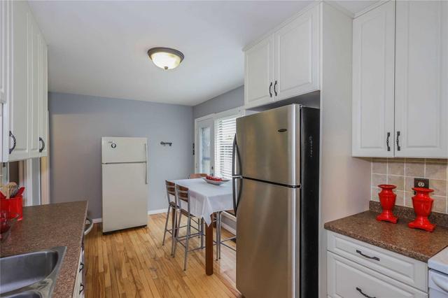 692 Wonderland Rd S, Townhouse with 3 bedrooms, 3 bathrooms and 2 parking in London ON | Image 6