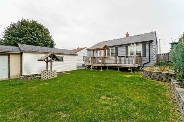 380 Gliddon Ave, House detached with 3 bedrooms, 2 bathrooms and 5 parking in Oshawa ON | Image 17