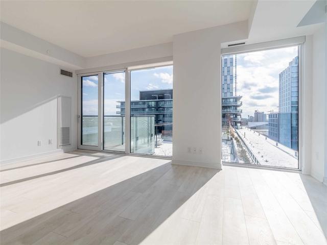 n702 - 35 Rolling Mills Rd, Condo with 3 bedrooms, 2 bathrooms and 1 parking in Toronto ON | Image 29