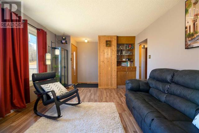 4906 Lakeview Road S, House detached with 3 bedrooms, 2 bathrooms and 6 parking in Boyle AB | Image 10