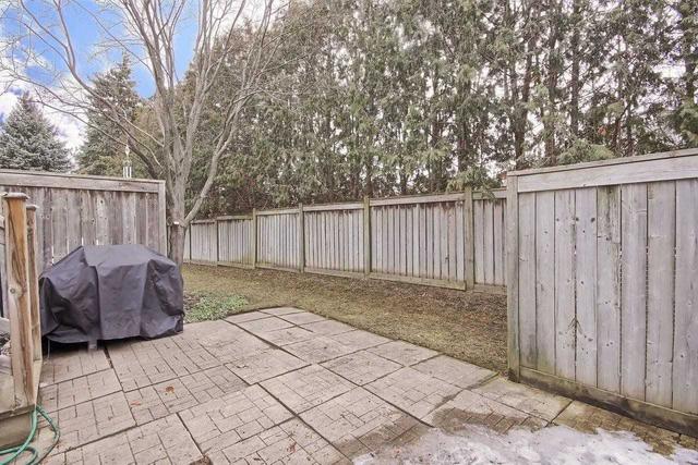 776 Caradonna Cres, Townhouse with 3 bedrooms, 3 bathrooms and 2 parking in Newmarket ON | Image 28