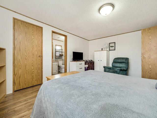 66 - 2715 Westside Drive W, Home with 3 bedrooms, 2 bathrooms and 2 parking in Lethbridge AB | Image 26