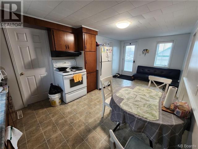 99 St Georges Avenue, House detached with 3 bedrooms, 1 bathrooms and null parking in Edmundston NB | Image 4