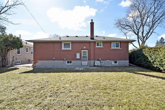 116 Pontiac Ave, House detached with 3 bedrooms, 2 bathrooms and 4 parking in Oshawa ON | Image 35