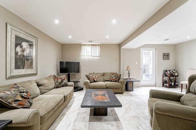 460 Ginger Dwns, House semidetached with 3 bedrooms, 2 bathrooms and 4 parking in Mississauga ON | Image 4