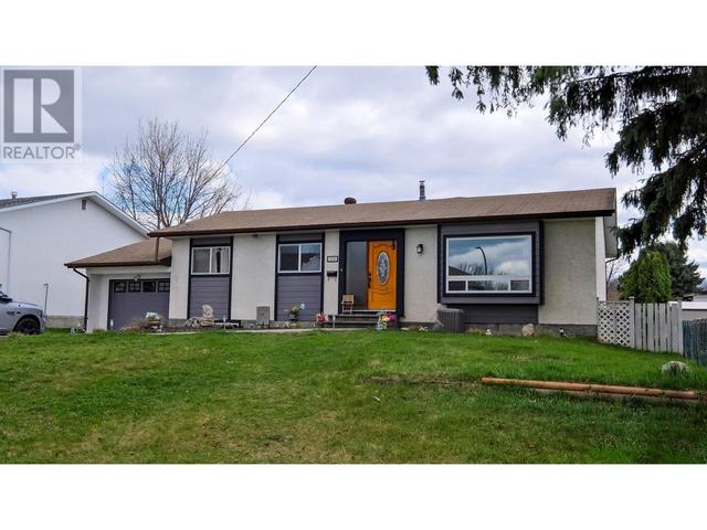 309 Wallace Road, House detached with 5 bedrooms, 2 bathrooms and 1 parking in Kelowna BC | Image 1