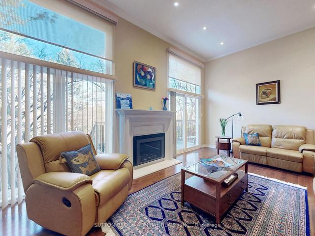 171 Hidden Tr, House semidetached with 3 bedrooms, 3 bathrooms and 4 parking in Toronto ON | Image 40